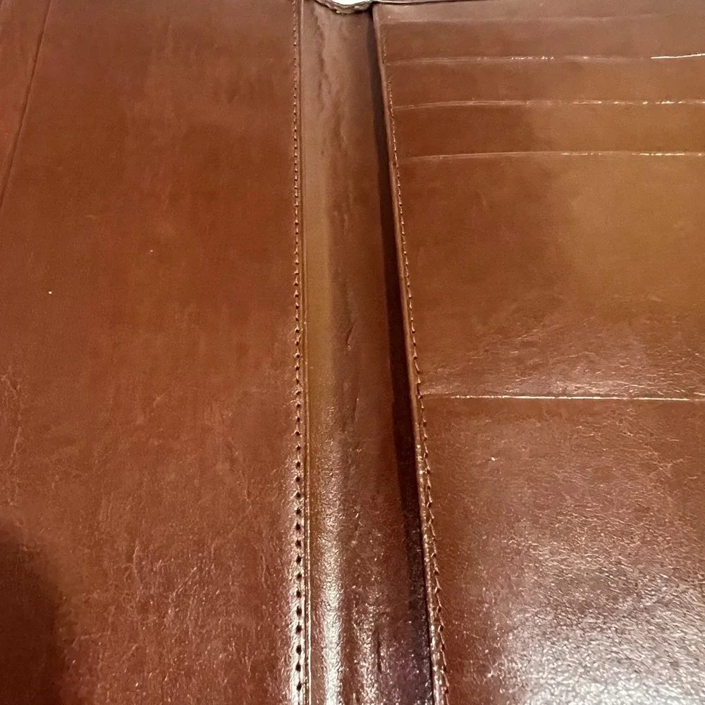Barrington Brown Leather ID Passport Travel Wallet Pen Ticket Organizer Bifold